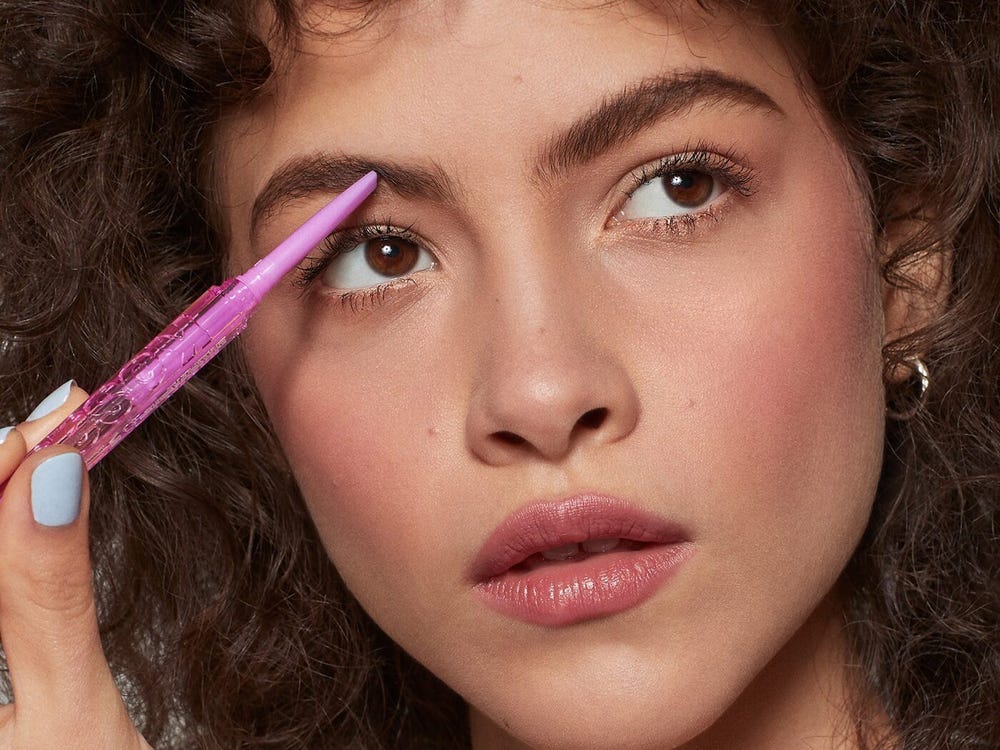 Your Guide to Mastering the Effortlessly Feather Brow Look